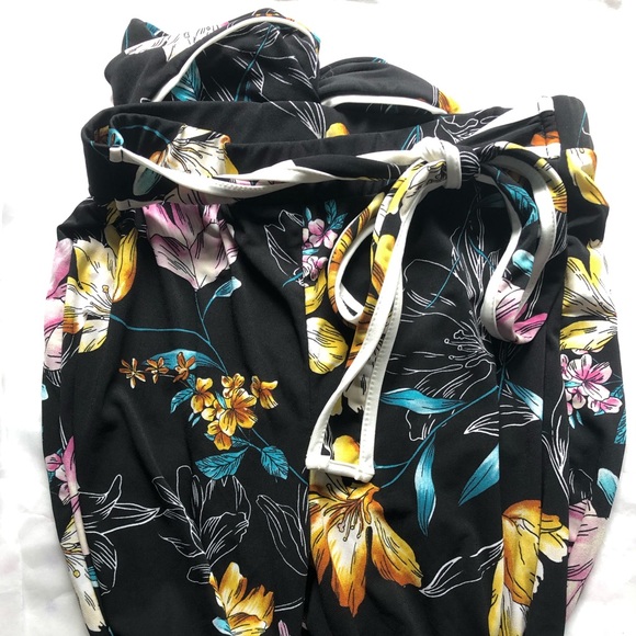 Black Pants - Picture 3 of 3